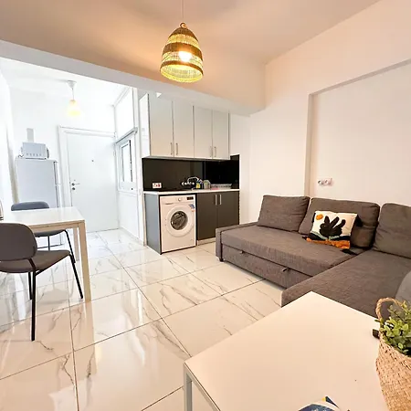 Real Center Apartment *